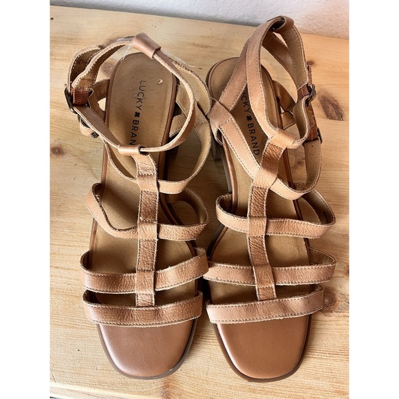 Lucky Brand Payton Sandal Size 10 Brown Strappy Low Heel Leather - Picture 2 of 5